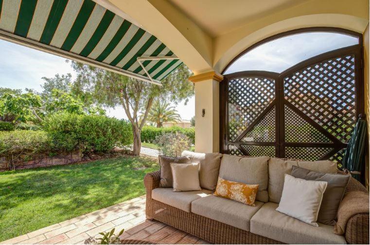 2Bedroom Bungalow Heated Shared Pool ,Near Carvoeiro And Ferrugudo Exterior foto